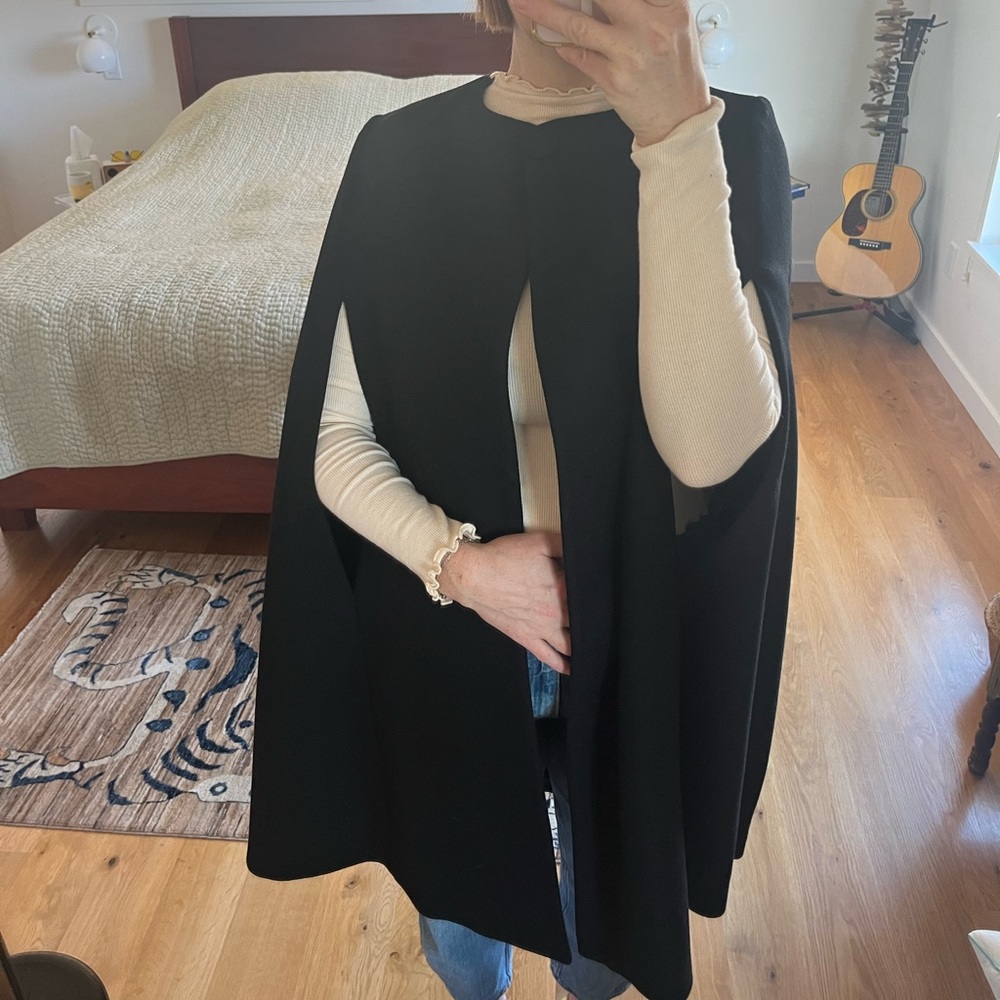 ZARA Elegant Black Wool Cape